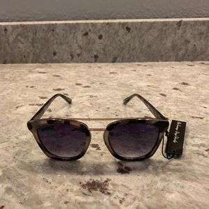 Quay Sunglasses